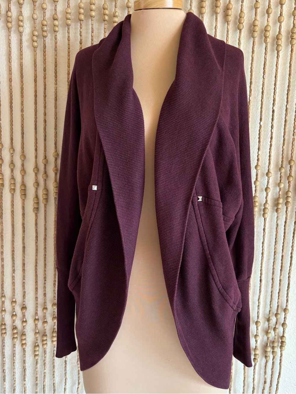 Aritzia Wilfred Diderot‎ Burgundy Cocoon Cozy Comfy Long Sleeve Cardigan Sweater
